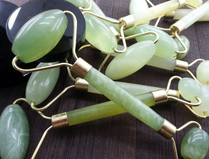 Jade Face Roller