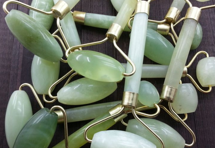Jade Face Roller
